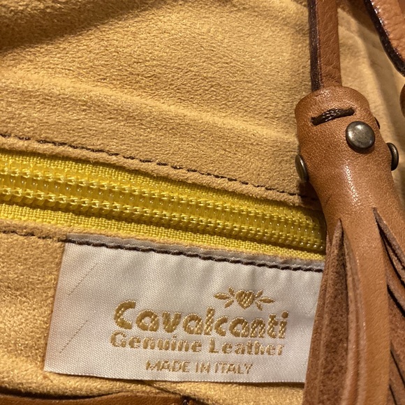 Cavakanti genuine leather cow hide crossbody - Picture 4 of 6